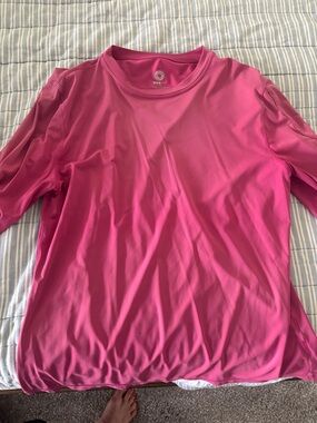 Women’s Long-Sleeve Performance Tee - Pink